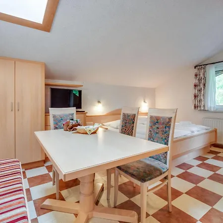 Apartmán Beautiful In Zell Am Near Area Zell am See