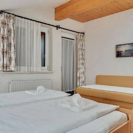 Beautiful In Zell Am Near Area Apartament